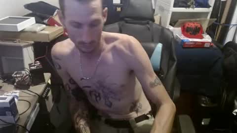 Snapshot of azrider480 chatting on September 2025 04:03:01 AM Rider online show from September 2025 04:03:01 AM