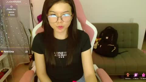 Azu  online show from May 2026 11:57:01 PM