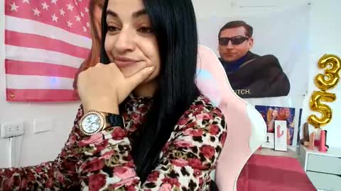 Azucena R online show from May 2026 03:30:02 PM