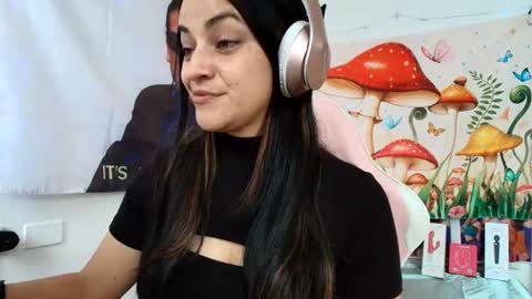 Azucena R online show from July 2026 03:36:01 PM