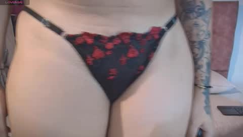  HONEY AZUL   online show from May 2026 06:38:02 PM