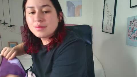 Snapshot of azul_veraa chatting on January 2026 12:32:02 PM Azul online show from January 2026 12:32:02 PM