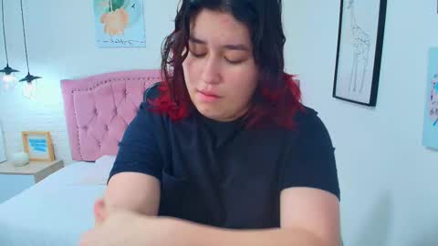 Snapshot of azul_veraa chatting on January 2026 12:21:01 PM Azul online show from January 2026 12:21:01 PM