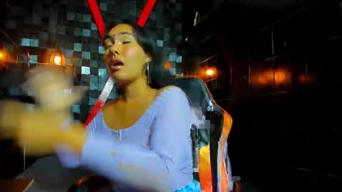 azumiwalker online show from February 2026 02:32:02 AM