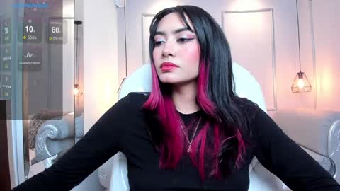 Azura online show from February 2025 07:31:02 PM