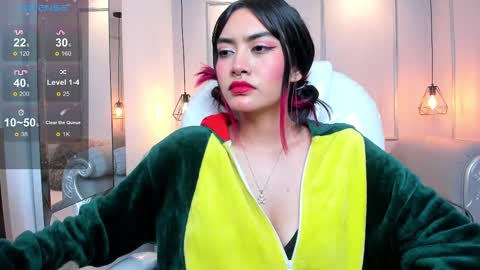 Azura online show from February 2025 10:40:02 PM