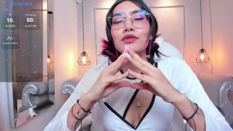 Azura online show from March 2025 01:43:01 AM