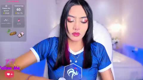 Azura online show from July 2026 07:06:02 PM