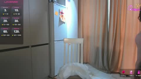 Snapshot of azure_moon chatting on June 2026 07:47:02 AM azure_moon online show from June 2026 07:47:02 AM