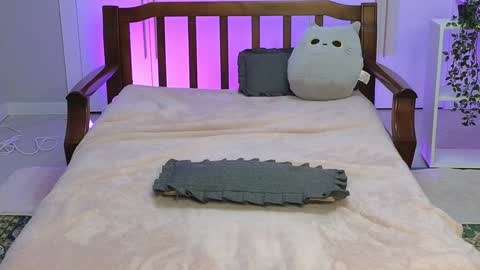 Elios online show from December 2024 10:06:02 PM