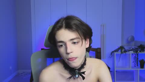 Elios online show from December 2024 10:13:01 PM