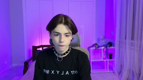 Elios online show from December 2024 06:27:01 PM