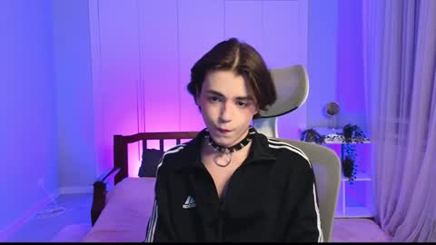 Elios online show from January 2025 06:52:01 PM