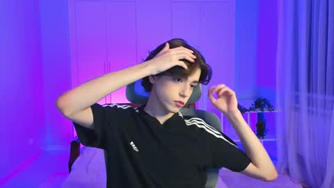 Elios online show from January 2025 05:15:02 PM