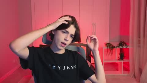 Elios online show from January 2025 05:33:02 PM