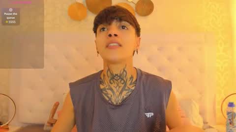 Anny online show from September 2025 07:30:01 PM