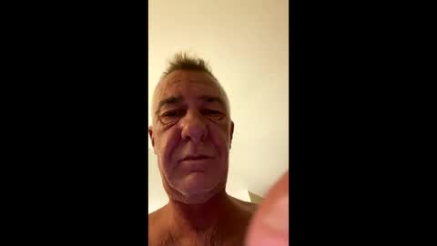 benito online show from October 2025 09:32:02 PM