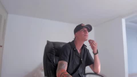 Snapshot of baan9 chatting on January 2025 08:37:02 PM baan9 online show from January 2025 08:37:02 PM