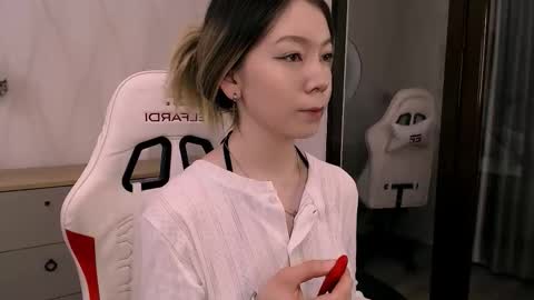 Snapshot of babby_rabbit_ chatting on December 2025 12:32:02 PM Cute Raby online show from December 2025 12:32:02 PM