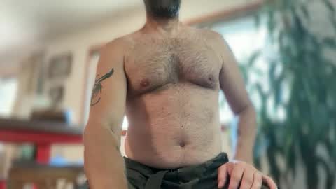 Snapshot of babeheater chatting on April 2026 10:08:02 PM babeheater online show from April 2026 10:08:02 PM