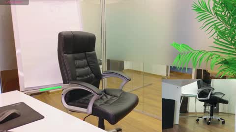 Snapshot of babesgowild chatting on February 2025 08:27:02 AM Olivia and Lexi online show from February 2025 08:27:02 AM