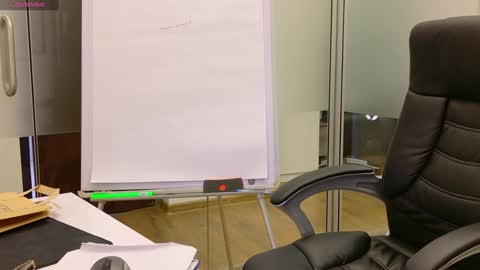 Snapshot of babesgowild chatting on February 2025 08:15:02 AM Olivia and Lexi online show from February 2025 08:15:02 AM