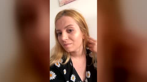 Baby Blonde online show from June 2026 11:34:02 AM