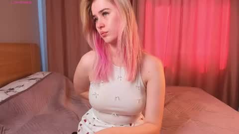 Kate online show from June 2026 03:33:01 AM