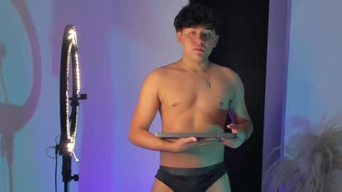 David Cortes online show from June 2026 03:32:02 AM