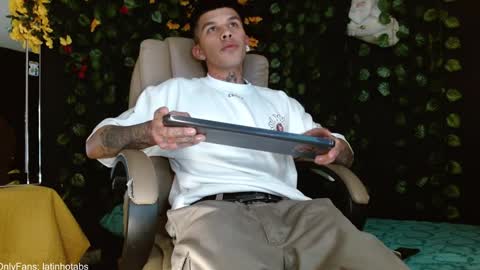 OF GxoXabs online show from December 2024 01:07:02 AM