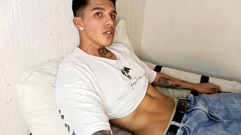 OF GxoXabs online show from February 2025 01:00:01 AM