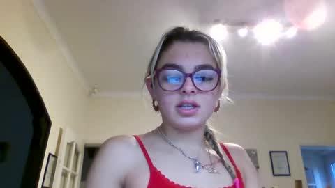 Snapshot of baby_girls2224 chatting on February 2026 09:14:01 AM baby_girls2224 online show from February 2026 09:14:01 AM