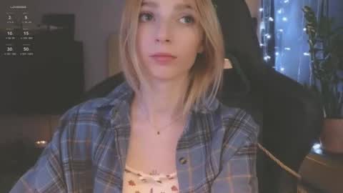 Snapshot of baby_gopn1k chatting on December 2024 05:05:02 AM baby gopn1k online show from December 2024 05:05:02 AM