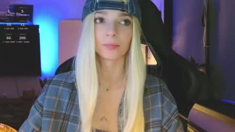 Snapshot of baby_gopn1k chatting on January 2025 05:08:02 AM baby gopn1k online show from January 2025 05:08:02 AM