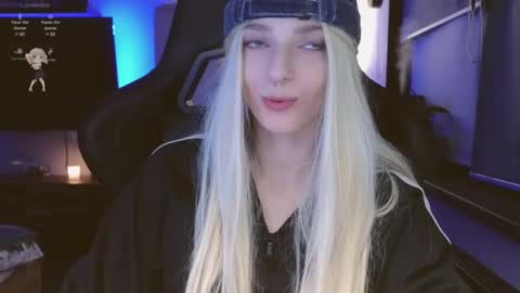 Snapshot of baby_gopn1k chatting on February 2025 03:15:02 PM baby gopn1k online show from February 2025 03:15:02 PM