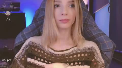 Snapshot of baby_gopn1k chatting on February 2025 05:02:01 AM baby gopn1k online show from February 2025 05:02:01 AM