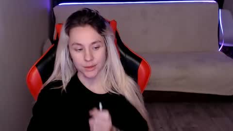 Snapshot of baby_kitte chatting on December 2024 06:44:02 AM baby_kitte online show from December 2024 06:44:02 AM