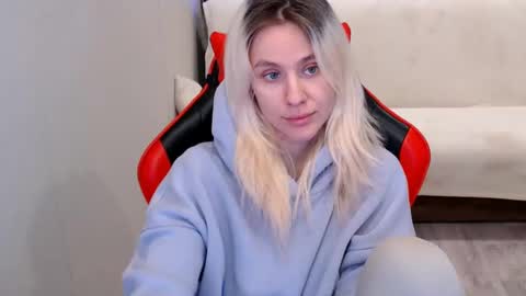 Snapshot of baby_kitte chatting on December 2024 09:39:01 AM baby_kitte online show from December 2024 09:39:01 AM