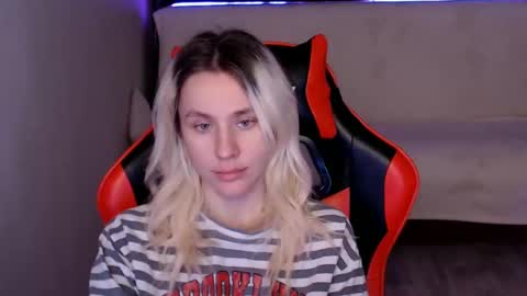 Snapshot of baby_kitte chatting on December 2024 07:41:01 AM baby_kitte online show from December 2024 07:41:01 AM