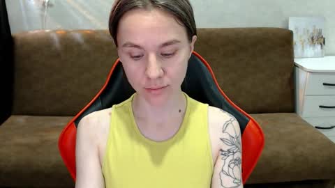 Snapshot of baby_kitte chatting on November 2025 04:01:02 AM baby_kitte online show from November 2025 04:01:02 AM