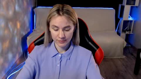 baby_kitte online show from April 2026 12:59:01 AM