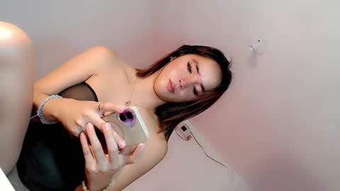 baby_sabrina19 online show from May 2026 01:56:01 AM