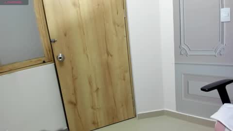 Karla  online show from March 2025 10:24:01 AM