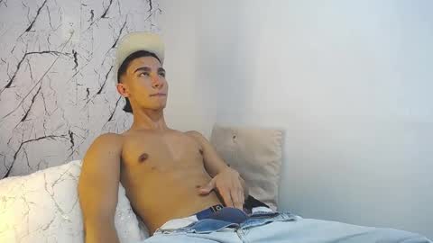 Snapshot of babyandy_ chatting on April 2026 02:17:01 AM ANDY online show from April 2026 02:17:01 AM