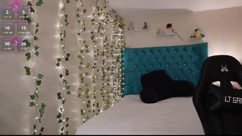 Instagram  online show from December 2024 01:19:01 AM