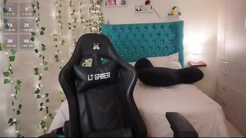 Instagram  online show from March 2025 11:32:02 PM