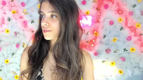 Snapshot of babyaylin chatting on January 2025 08:20:02 AM Aylin online show from January 2025 08:20:02 AM