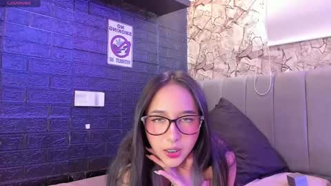 Babycam online show from February 2025 06:58:02 PM