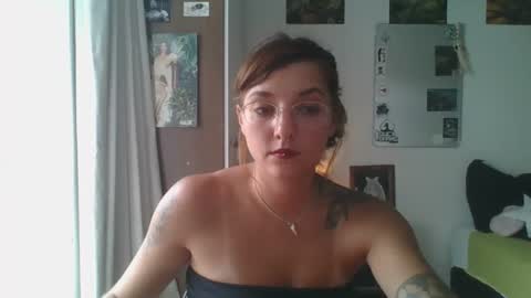 babydemon6 online show from February 2025 06:00:01 PM