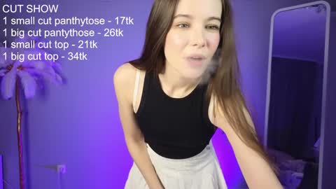 Snapshot of babydi_ chatting on December 2024 12:45:02 PM hiii honey im Diana 3 online show from December 2024 12:45:02 PM